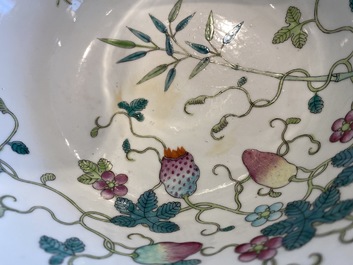 A Chinese famille rose 'sanduo' bowl, Guangxu mark and of the period